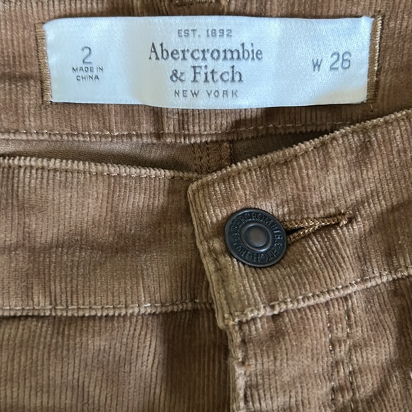 Abercrombie and Fitch corduroy, light brown, size 2/26w low rise. - Picture 5 of 6